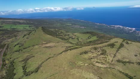 Grüne-Und-Vulkanische-Landschaft-Der-Insel-Pico-Auf-Den-Azoren