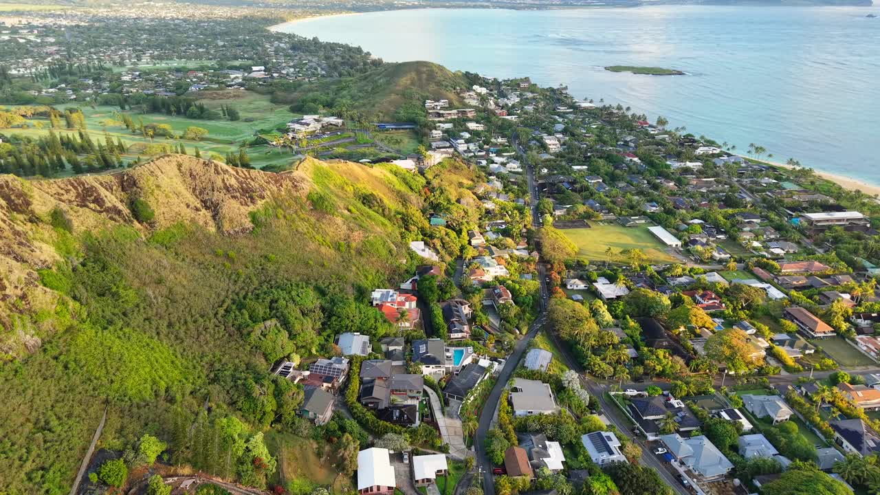 Luxury homes in Lanikai town on the coast of Oahu, Hawaii Aerial