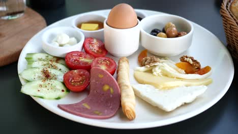 plato de desayuno turco