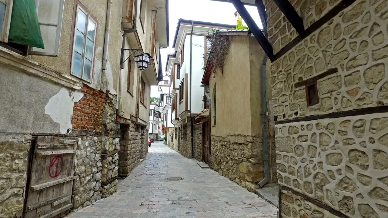 Vicolo nel centro storico di Ohrid, Macedonia
