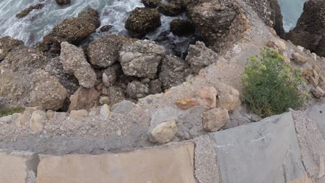 España-Malaga-Playa-Nerja-En-Un-Día-Nublado-De-Verano-Usando-Un-Dron-Y-Una-Cámara-De-Acción-Estabilizada-28