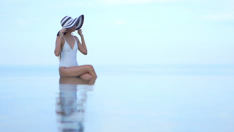 Infinity-Pool-and-Endless-Horizon