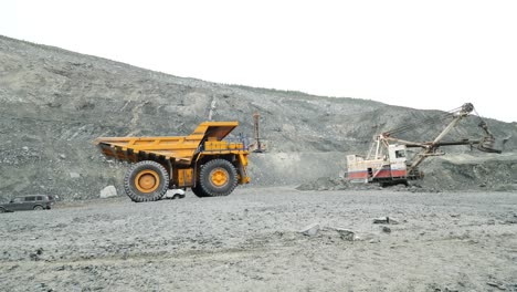 mining operation in an open pit