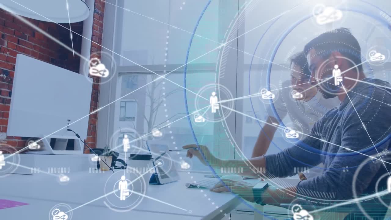 연결 네트워크의 애니메이션, 사무실에서 일하는 사업가에 대한 범위 스캐닝