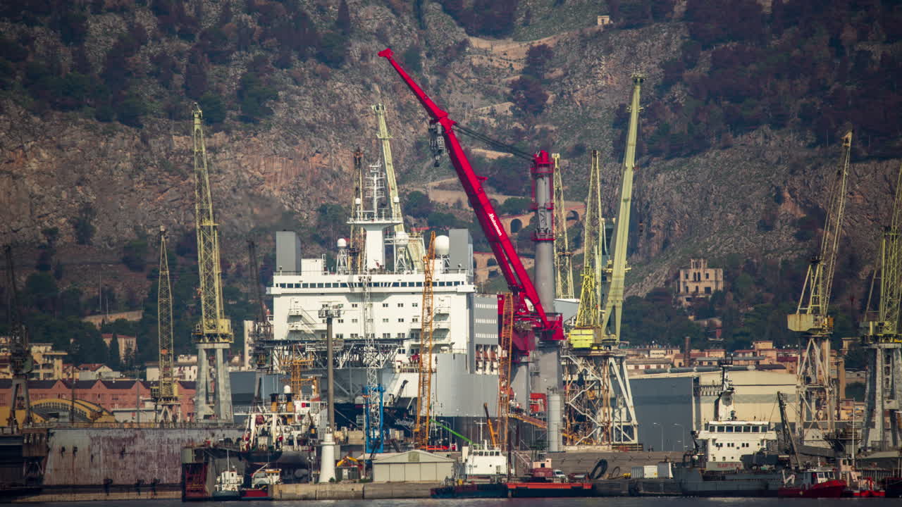 팔레르모 포트 줌 4k 01