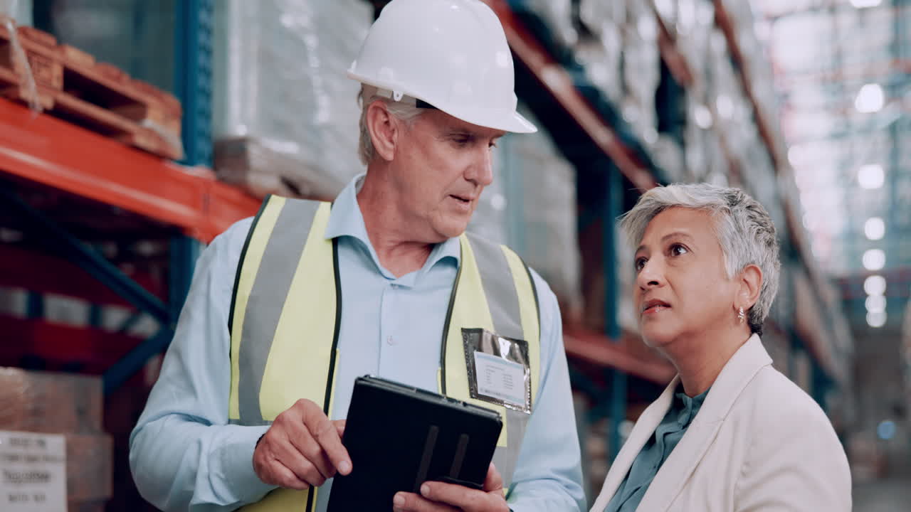 colaboración del equipo de almacén y gestión del inventario