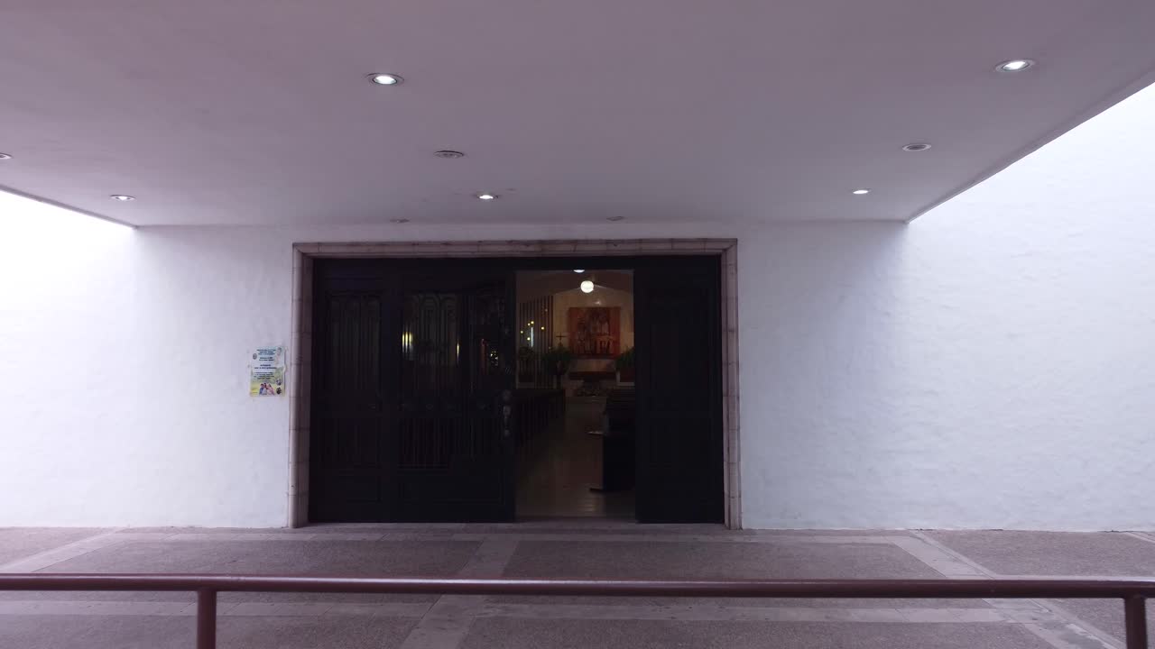 Entering the temple and walking through its central corridor