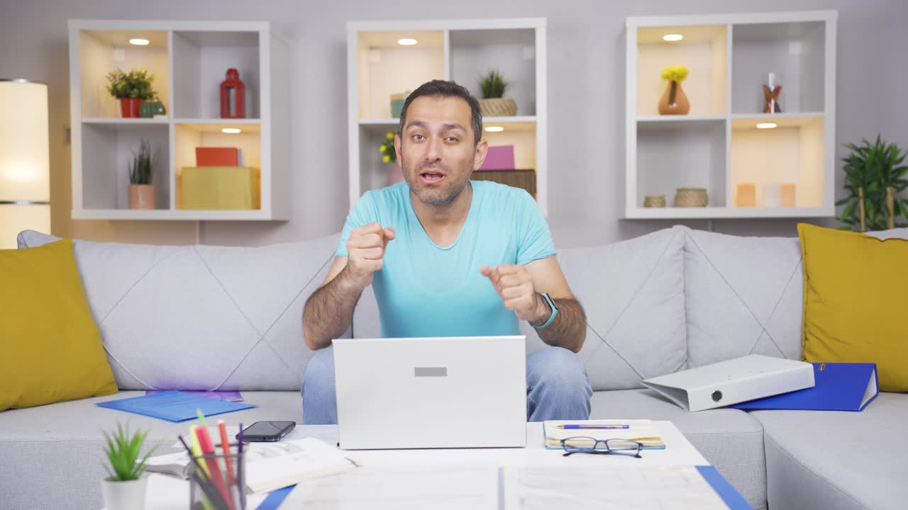 Home office worker man gives motivational speech.