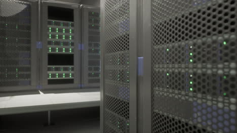 dentro de un centro de datos moderno: filas de servidores y equipos de red