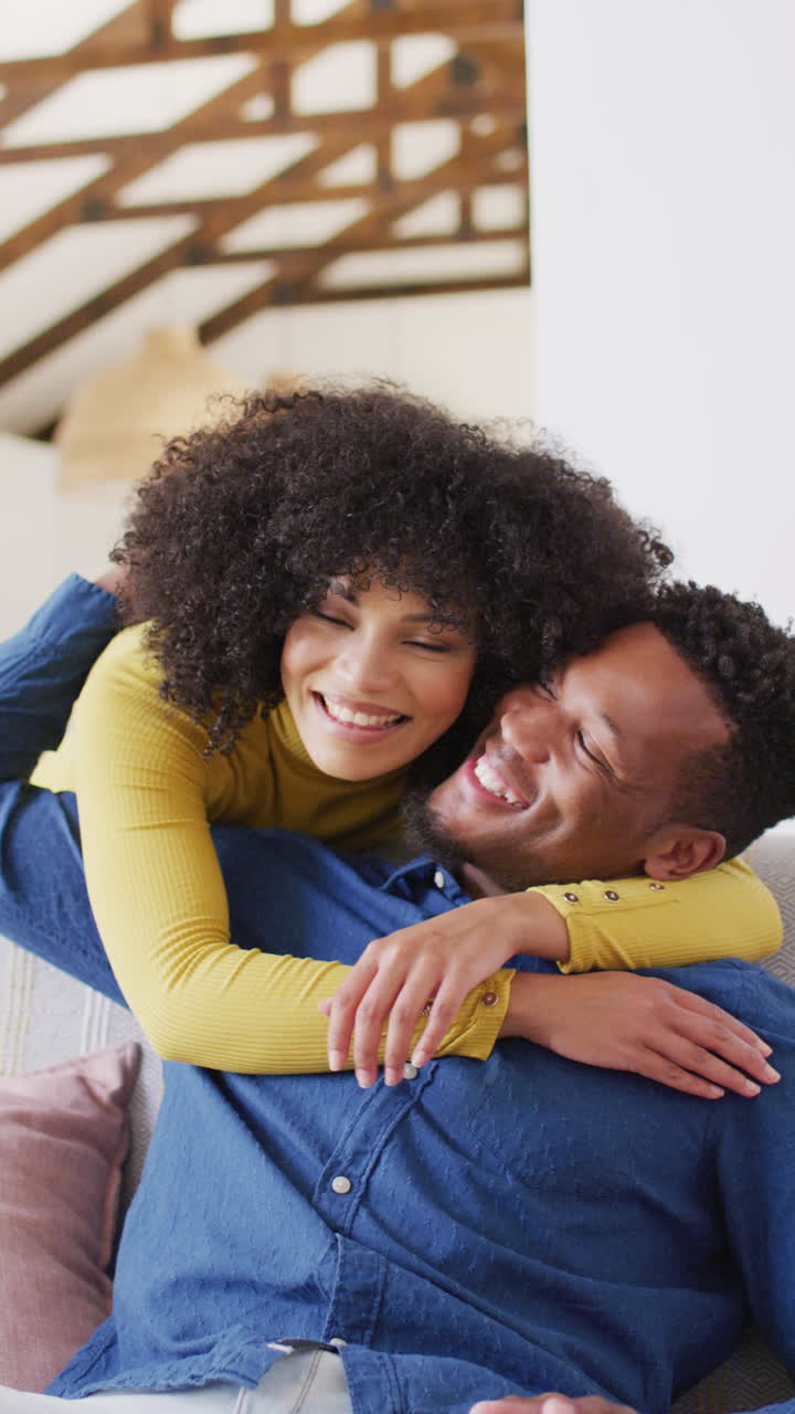 Vertical video of portrait of happy african american couple | Premium ...