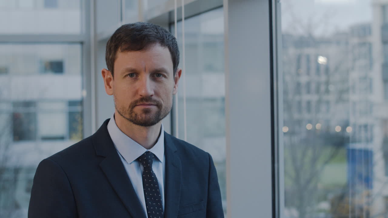 Man speaking on the phone