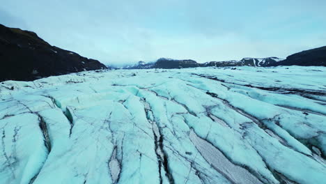 spectacular vatnajokull glacier floating