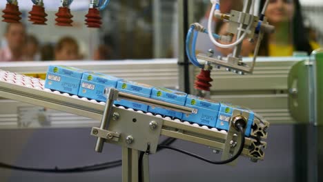 línea automatizada de envasado de alimentos