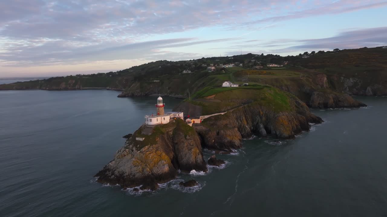 4K Cinematic Drone Footage of Baily Lighthouse at Sunrise – Howth, Co. Dublin, Ireland_09