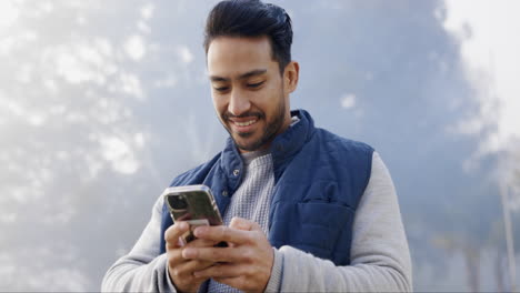 Man,-smartphone-and-chat-outdoor