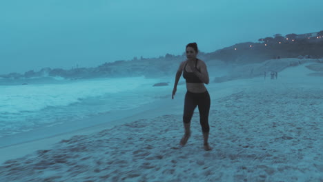 Playa,-Arena-Y-Fitness,-Mujer-Corriendo