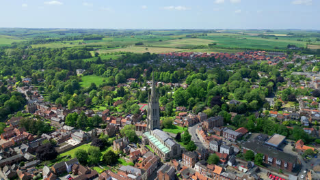 Witness-the-medieval-magic-of-Louth,-Lincolnshire,-in-aerial-video