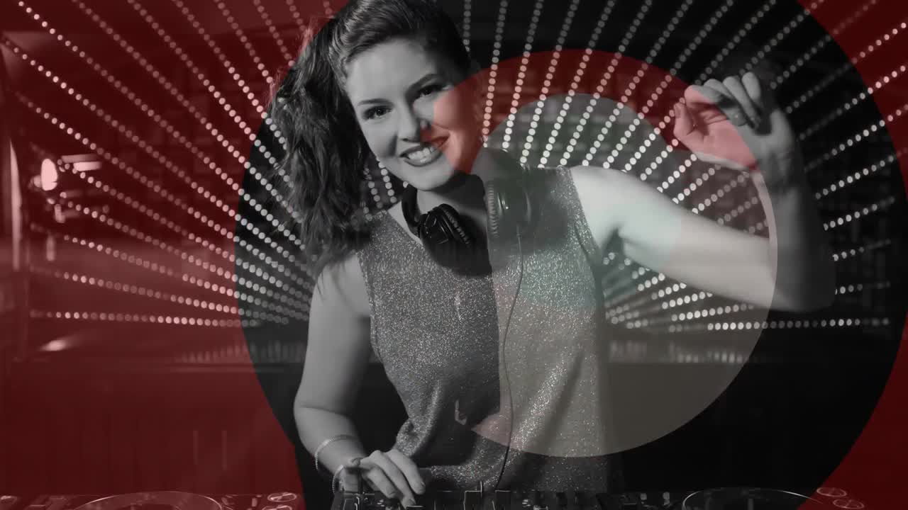 animación digital que muestra a un discotequista sonriente mezclando música en un pub 4k