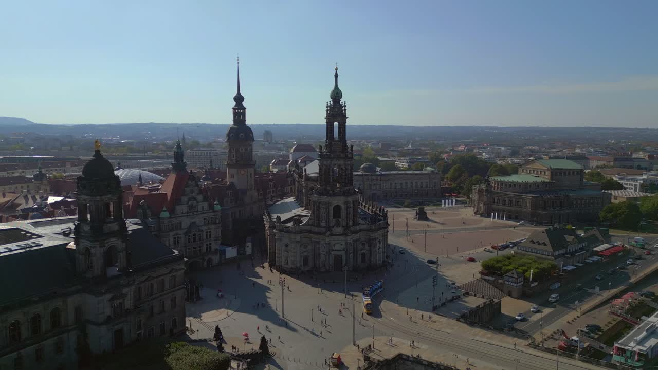 paisaje de la ciudad de dresde zwinger, iglesia, ópera en el elba