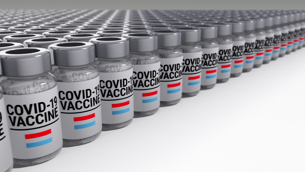 botellas de vacuna contra el covid-19 luxemburgo
