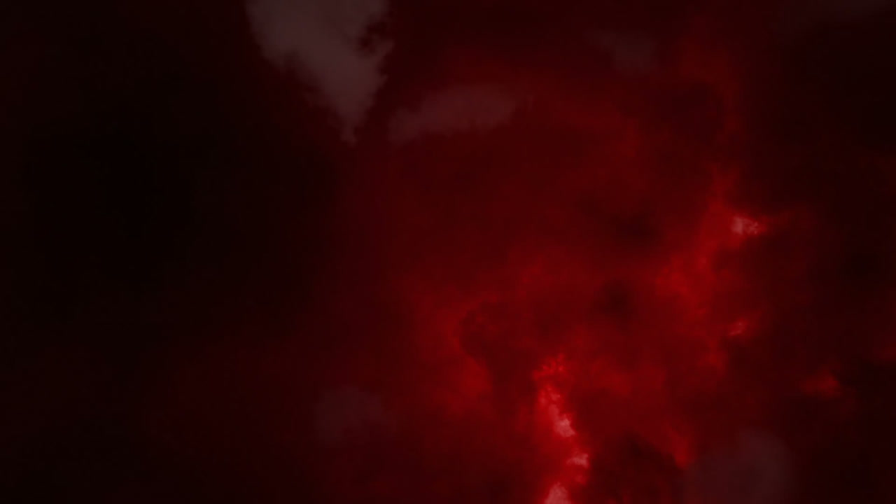 tormenta de rayos en las nubes