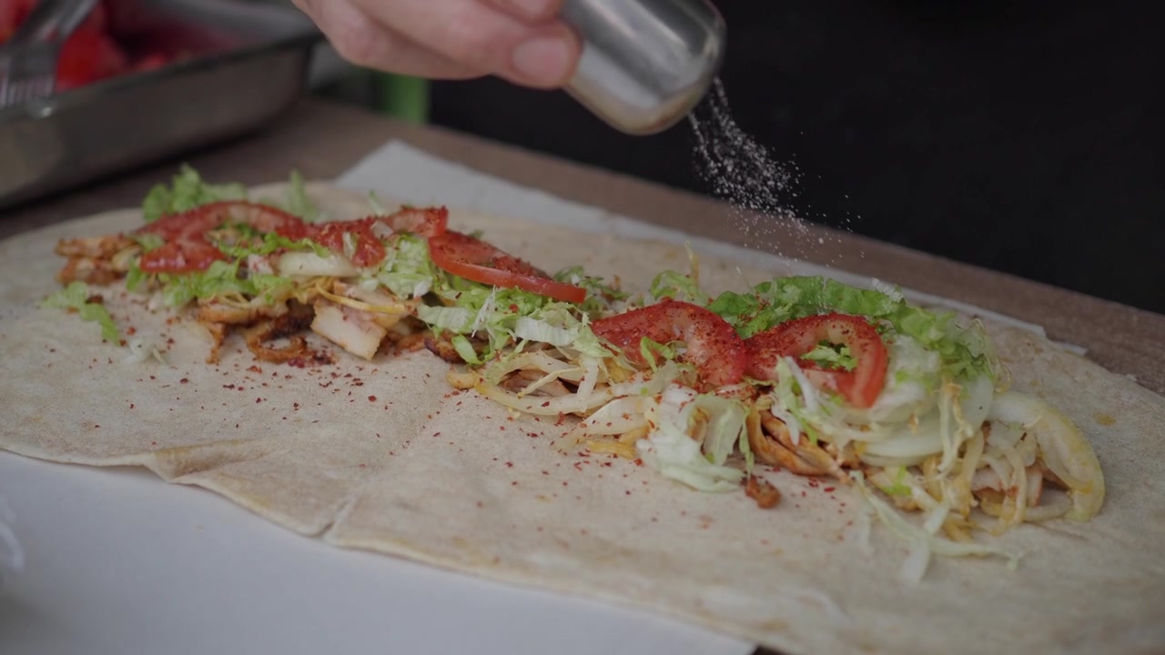 Chef Seasoning Fresh Shawarma Wrap with Spices
