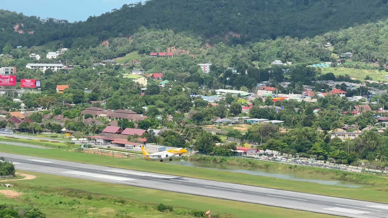 Koh Samui airport runway tarmac viewpoint Thailand aviation tourist destination