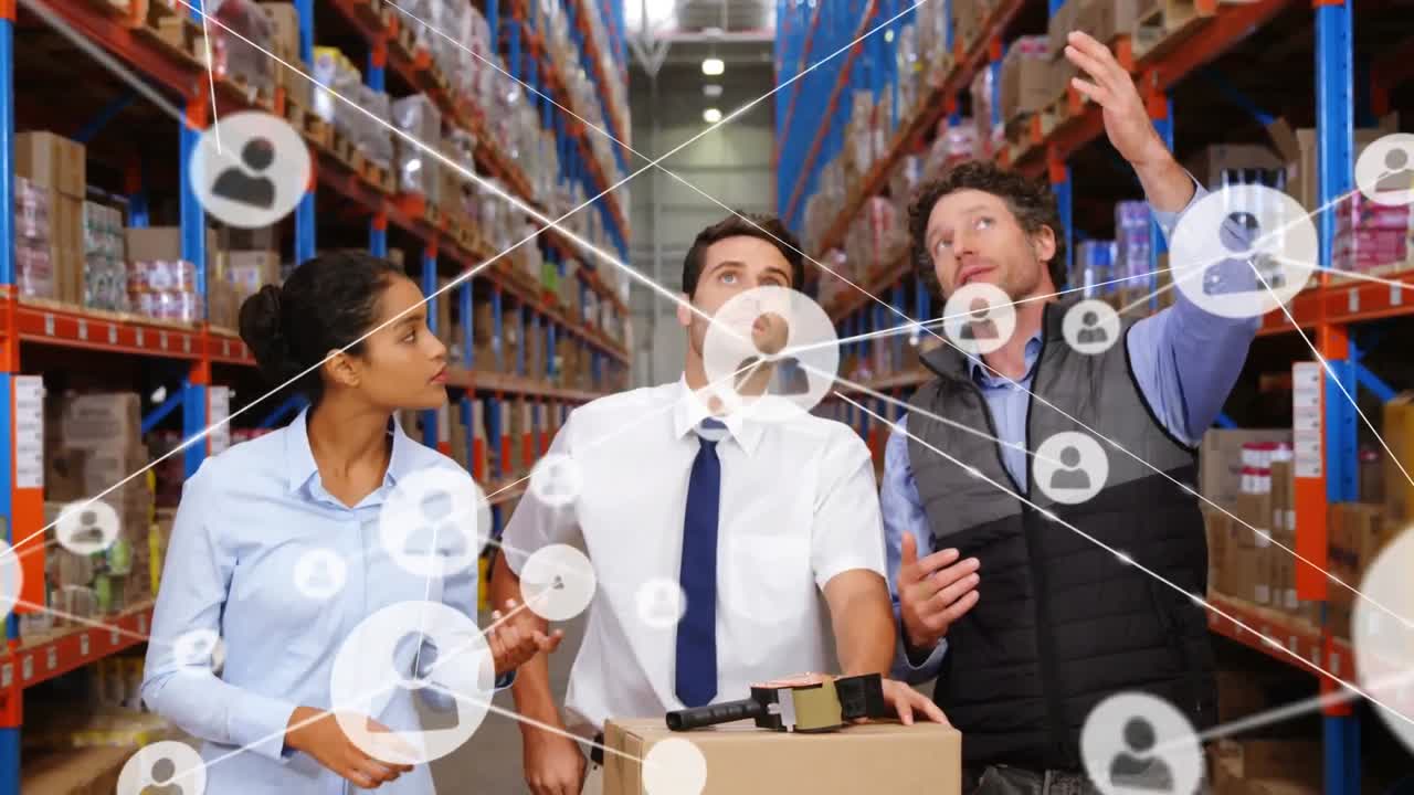 창고에서 토론하는 다양한 감독자 팀에 대한 프로필 아이콘 네트워크의 애니메이션