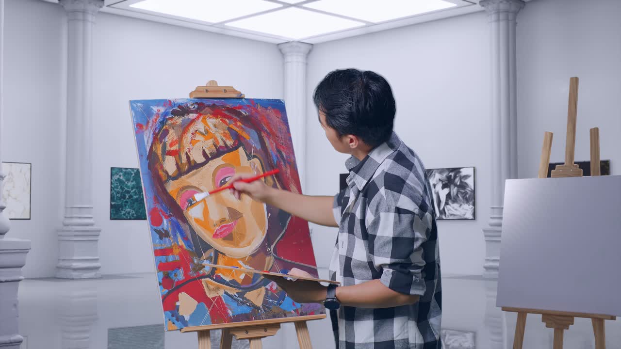 미술관에서 예술가 그림을 그리는