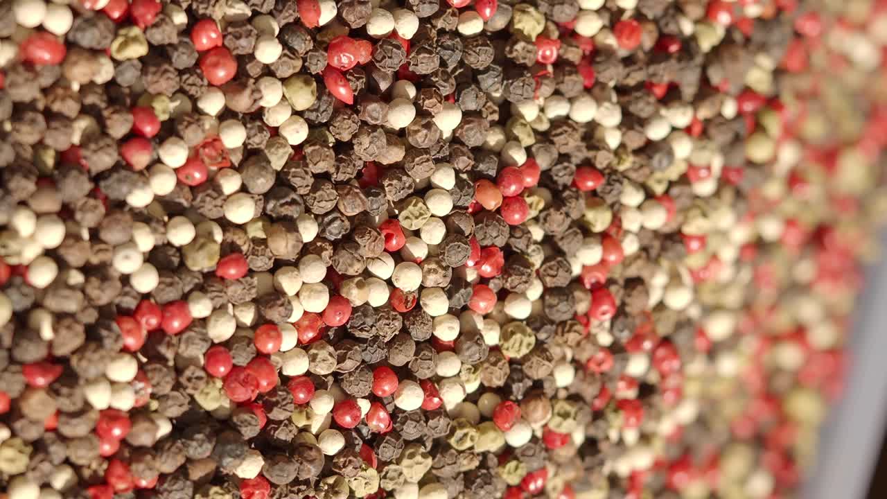 혼합 된 고추 어리의 클로즈업