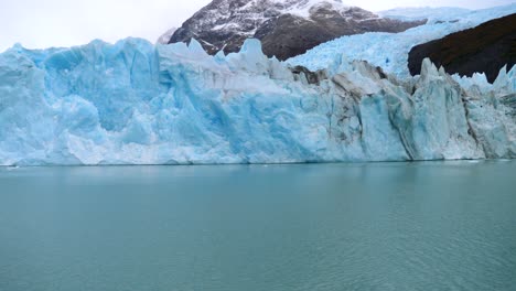 Imágenes-De-Video-Del-Glaciar-Perito-Moreno-En-Argentina-Desde-Un-Bote