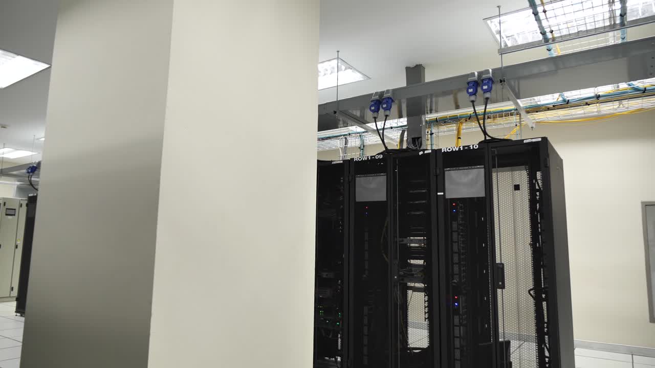 diseño interior moderno de la sala de servidores