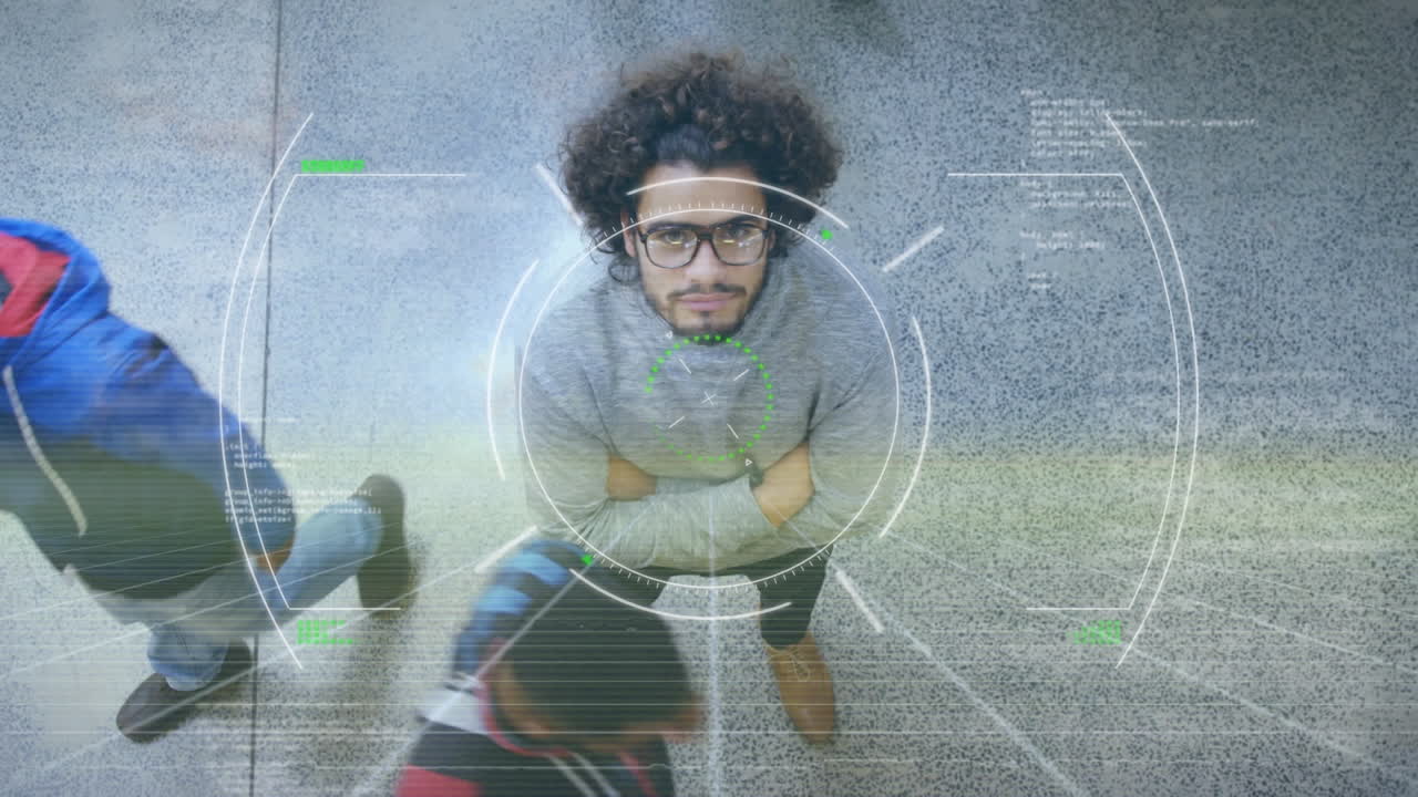 animación del procesamiento de datos sobre diversas personas de negocios en la oficina