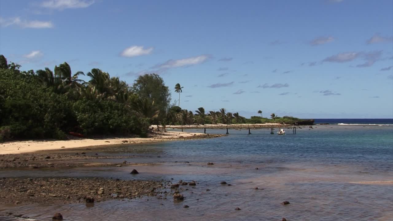 playa en rarotonga, islas cook