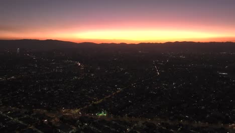 Aerial-view-overlooking-the-metropolitan-neighborhood-of-Mexico-City,-during-dusk