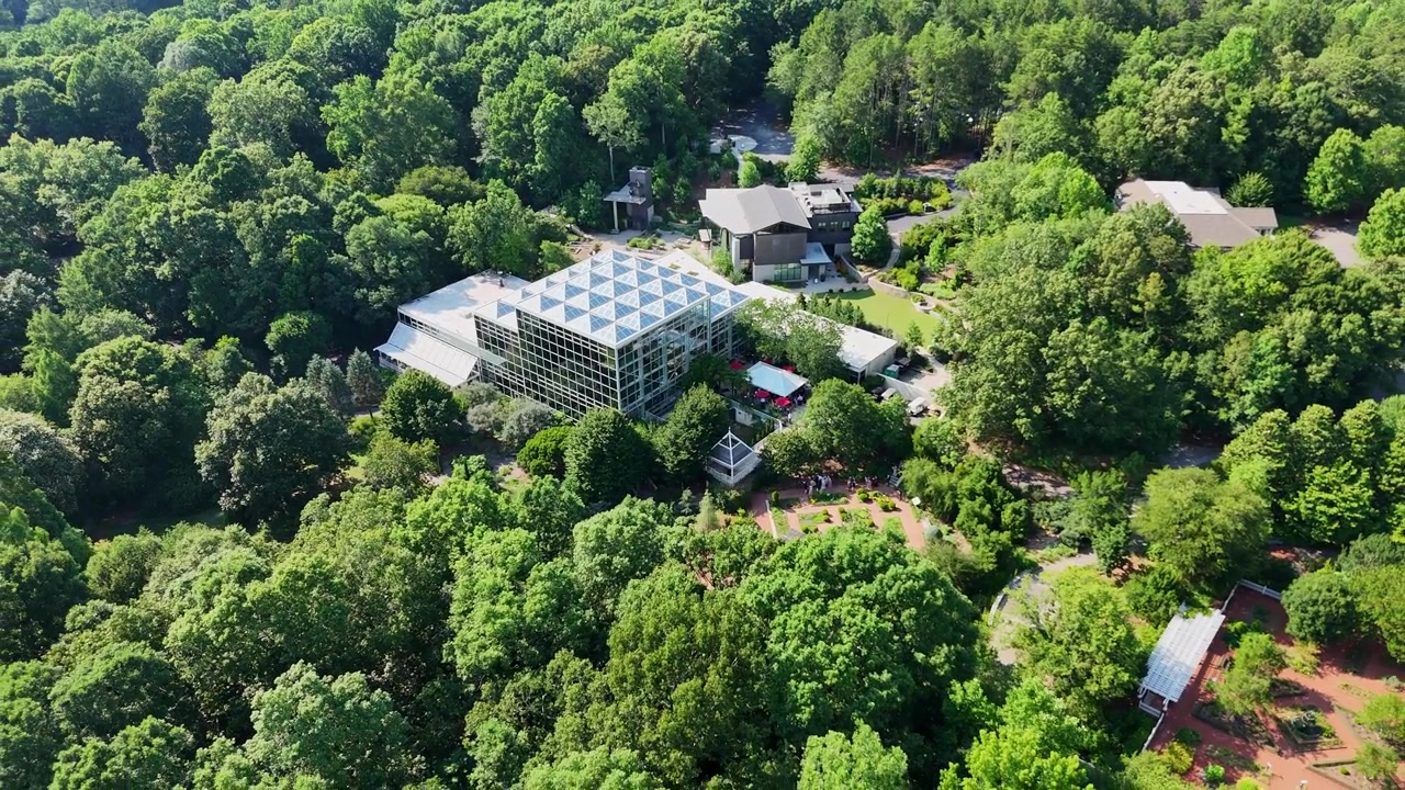 Drone shot pulling out from the Athens Botanical Gardens in Georgia.