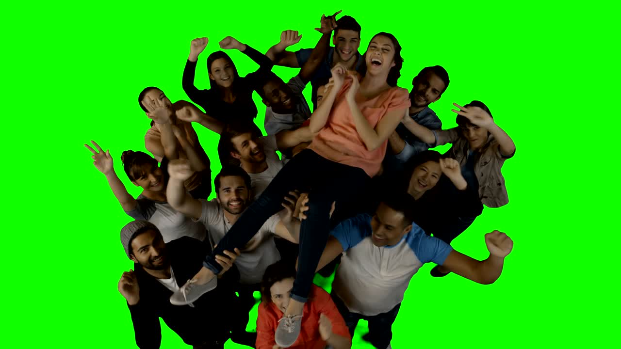 흥분 된 임원 들 이 동료 를 들고 다니는 상상