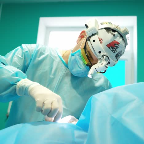 plastic surgeon operation