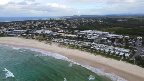 Alojamiento-Frente-Al-Mar-En-Kingscliff-Beach-Caravan-Park-En-Nueva-Gales-Del-Sur,-Australia