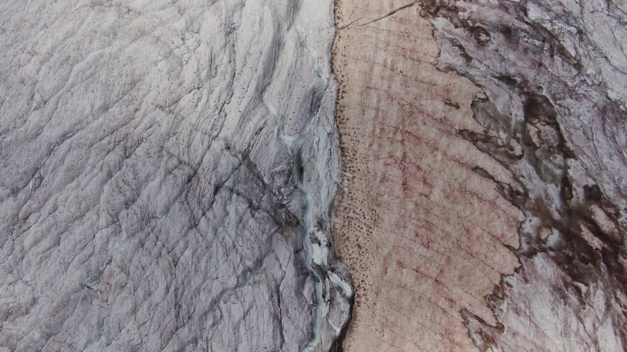 vista aérea de un glaciar