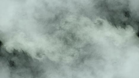 nubes de niebla y humo
