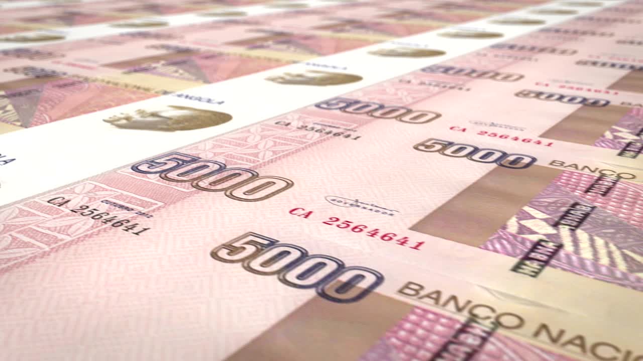 앙골라 공화국의 5천 자 지폐, 현금