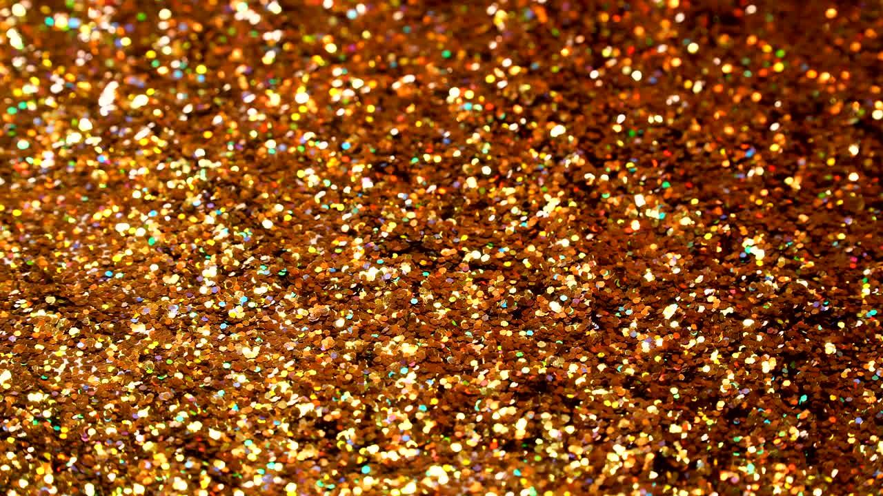 Glittering brilliance in blur