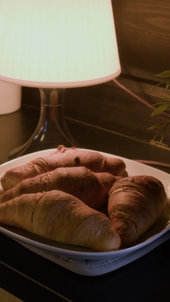 접시에 있는 페이스트리