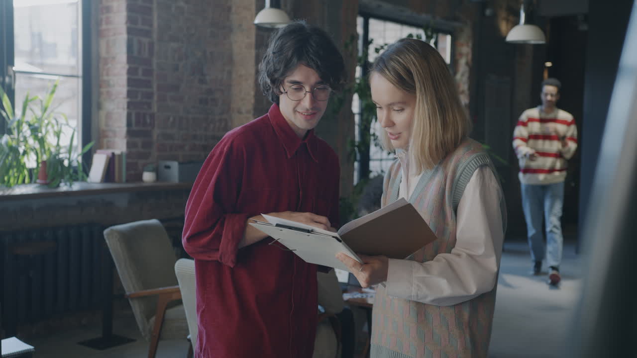 현대적 인 사무실 에서 사업 회의