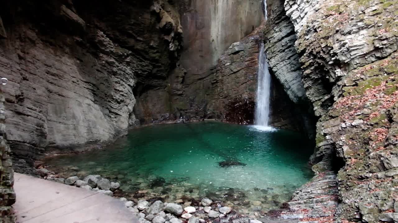 cascada de kozjak en eslovenia, europa