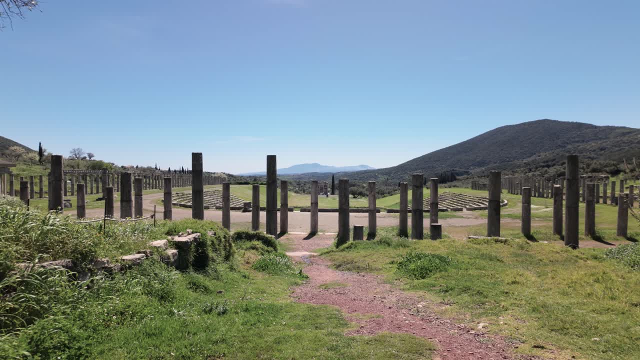 그리스의 펠로폰네소스 반도에 있는 고대 메시니의 고고학 유적지