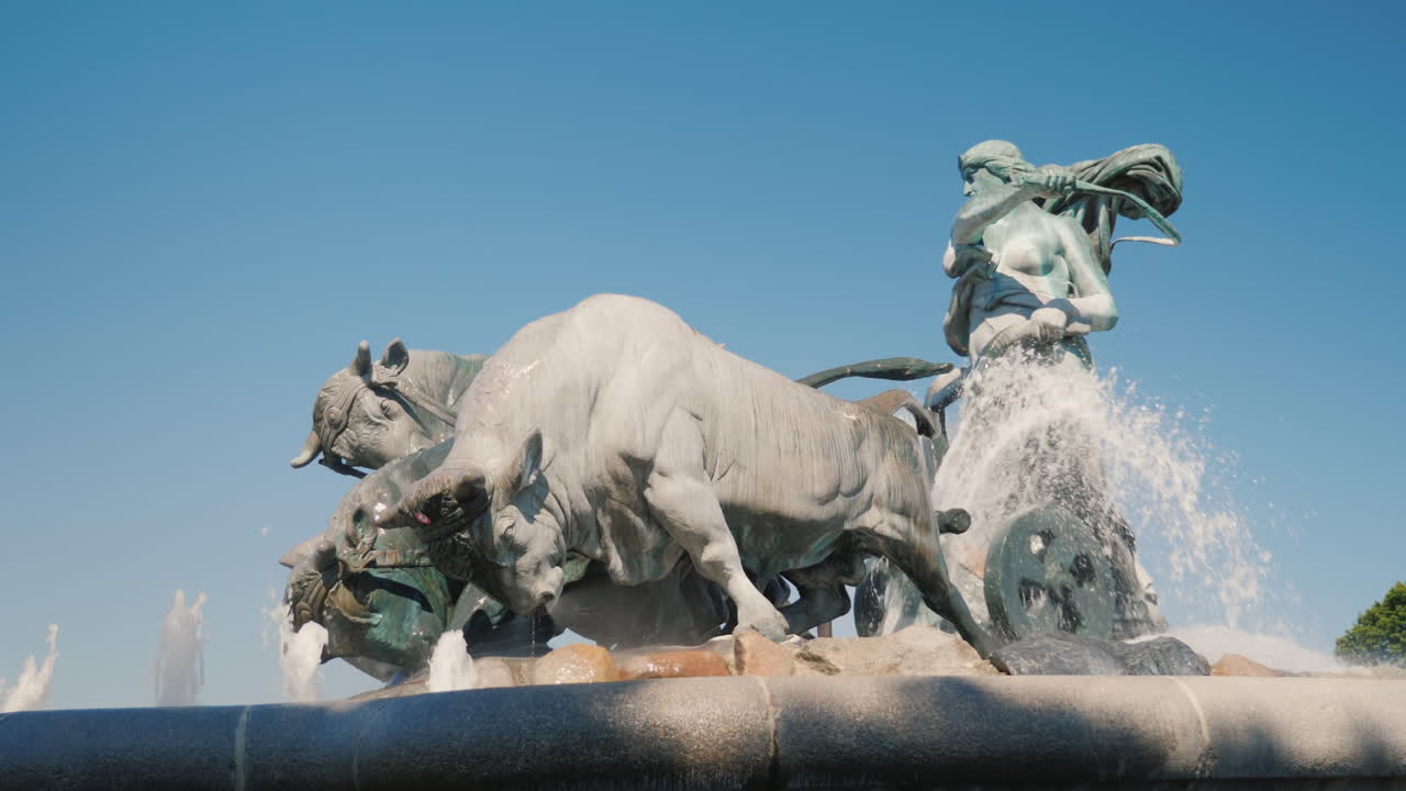 게피온 분수 - 코펜하겐의 항구 근처 분수 분수의 조각 구성