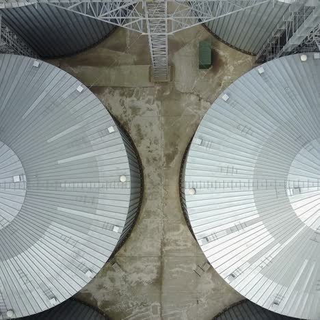 container for storage of crop