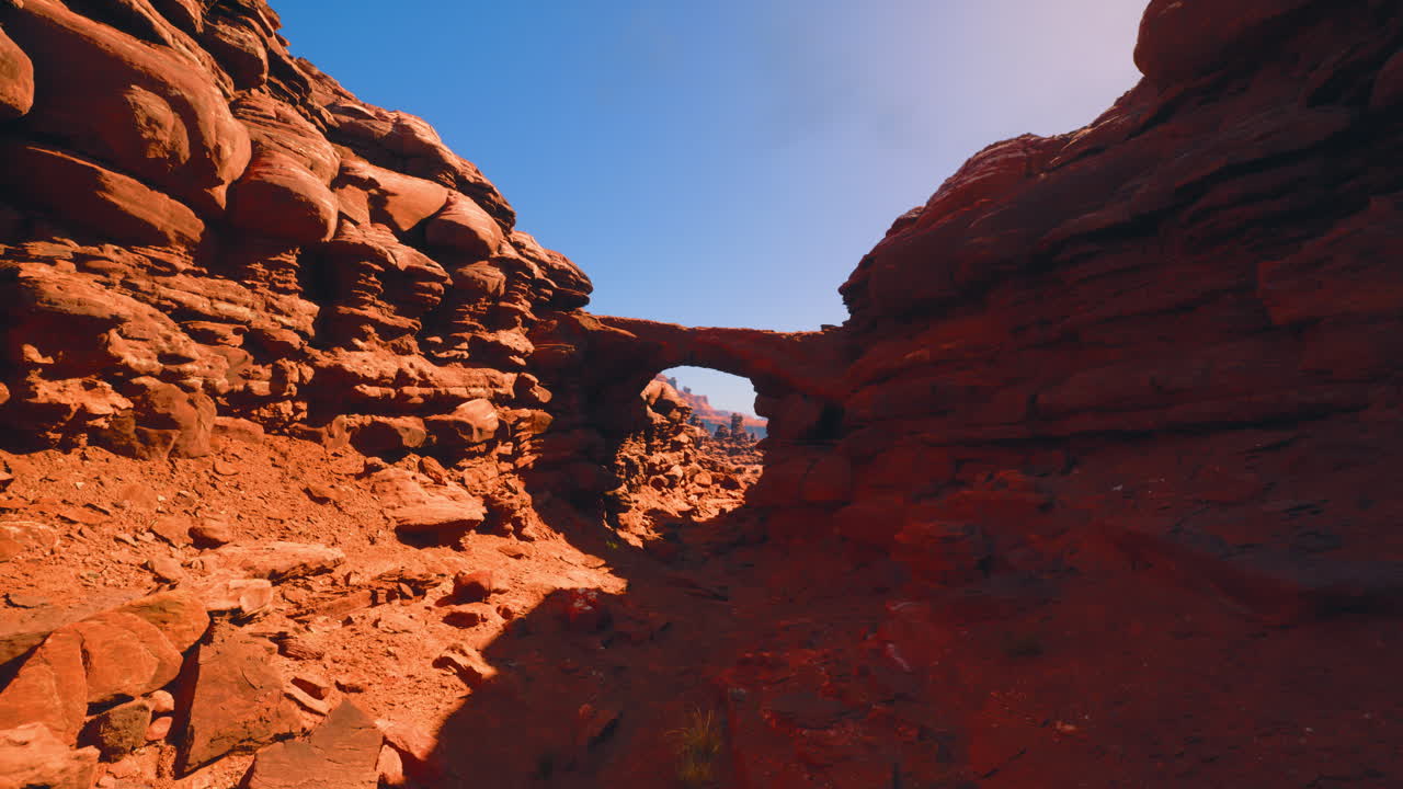 formación rocosa con un agujero